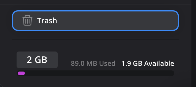 Trash folder and storage indicator